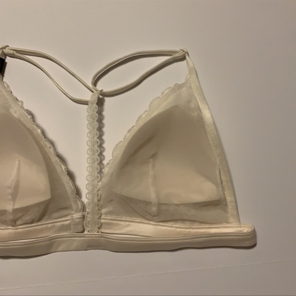 🆕 Victoria’s Secret Cream Lace Bra - Women’s Size Large - Picture 7 of 7